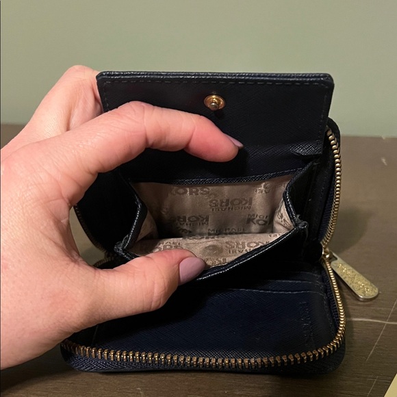 Michael Kors Dark Blue Leather Wallet - Picture 10 of 11